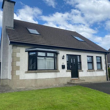 Holiday Home in Ballycastle - Fáinne na Cairde Exterior foto